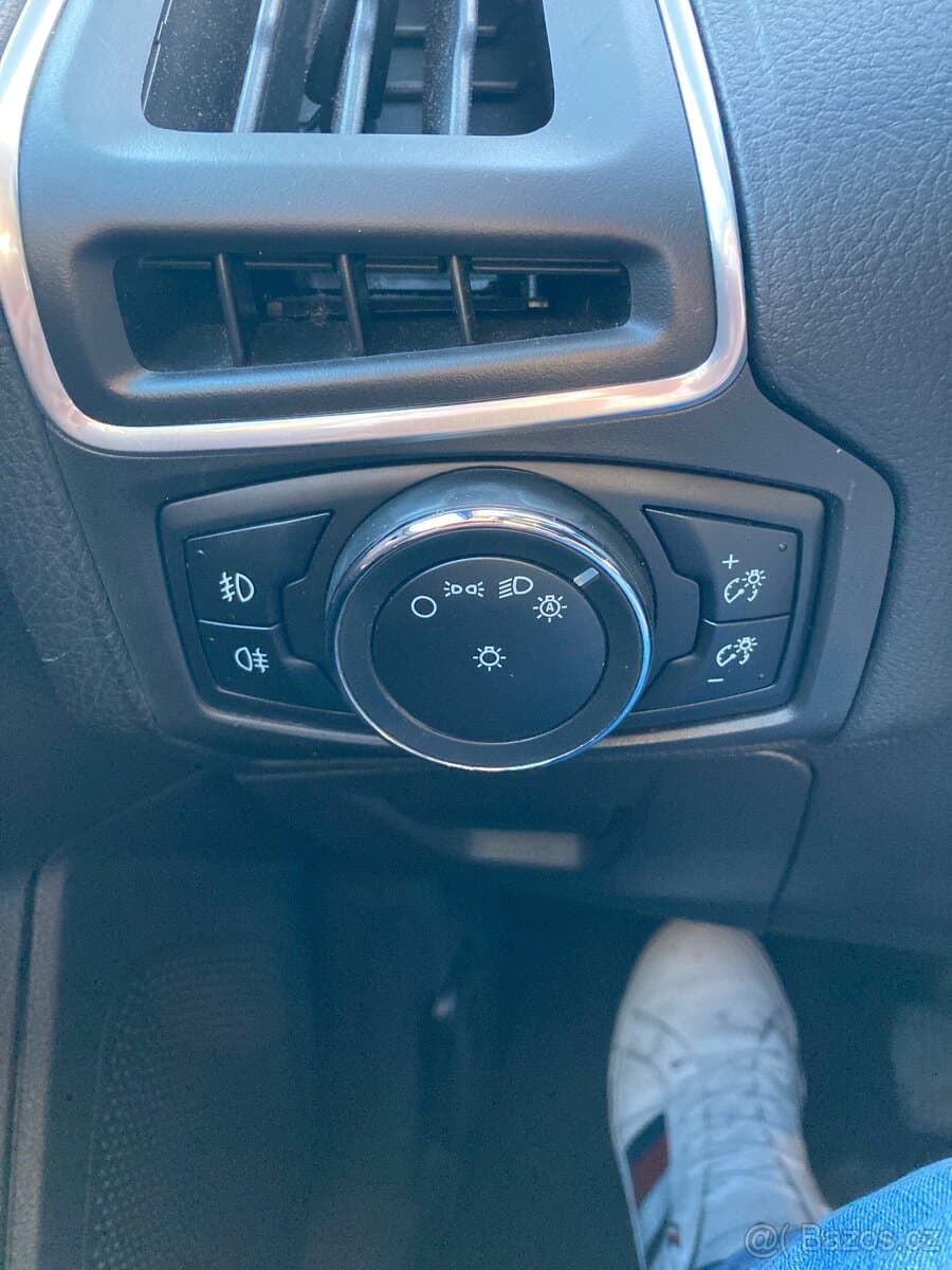 2013 Ford FOCUS - 15