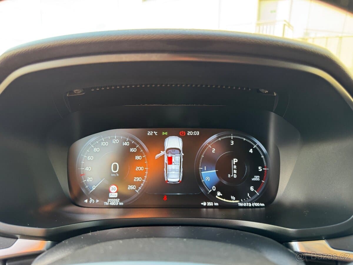 2019 Volvo V60 - 15