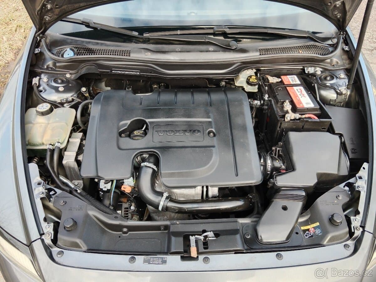 2010 Volvo V50 - 15