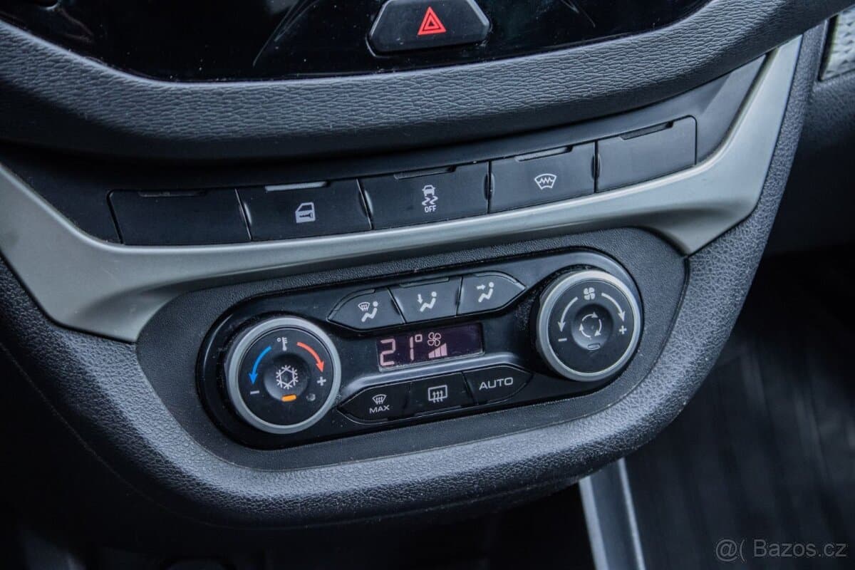 2019 Lada VESTA - 15
