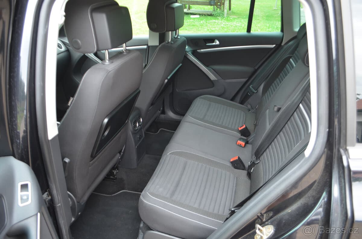 2015 Volkswagen TIGUAN - 15