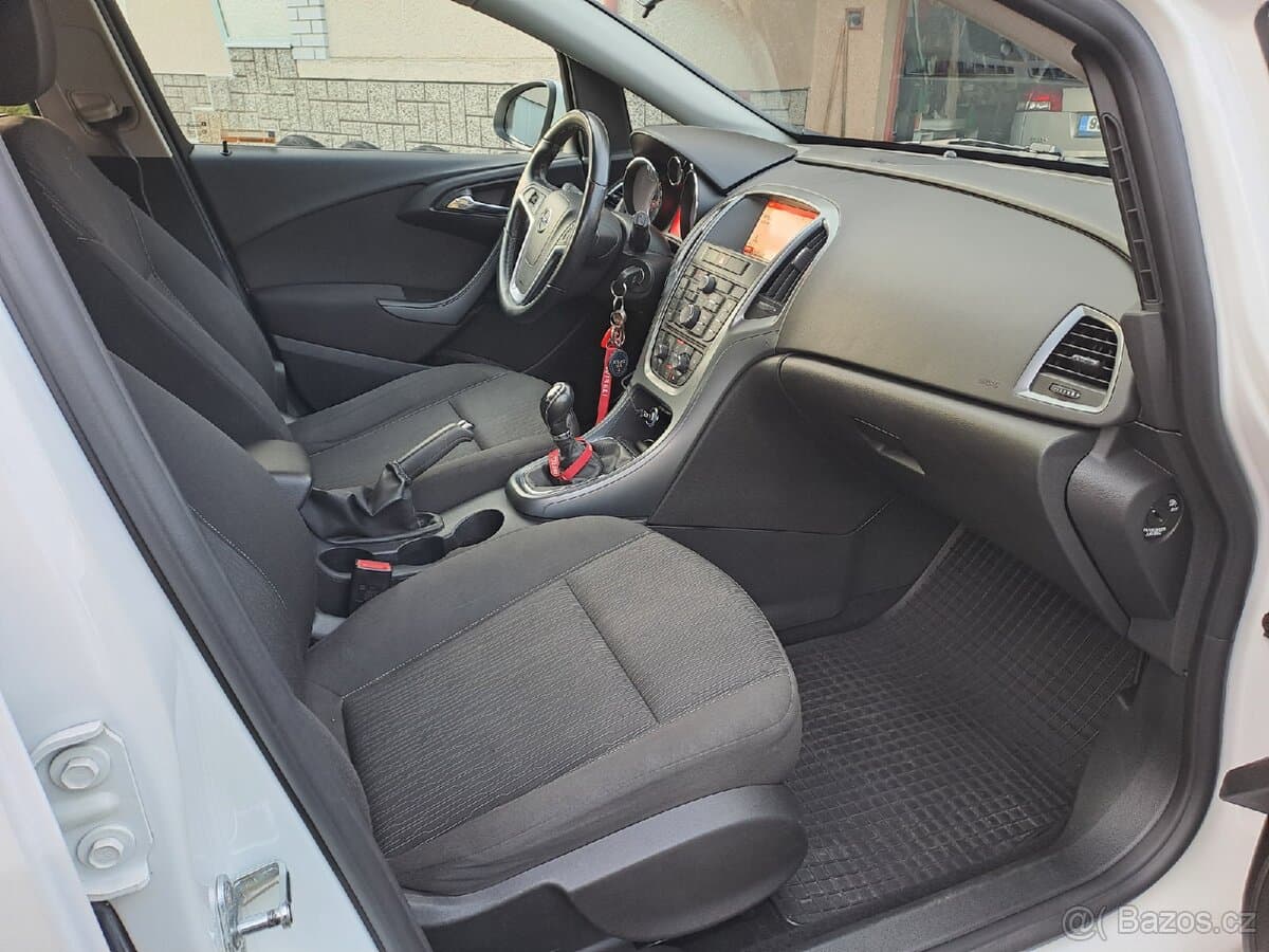 2014 Opel ASTRA - 15