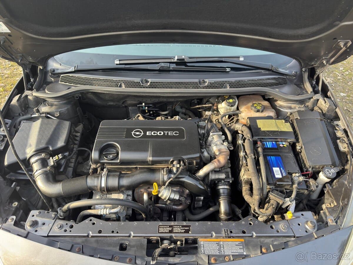 Opel ASTRA - 15