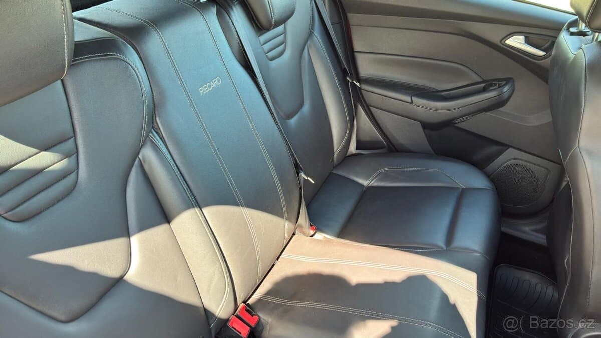 2013 Ford FOCUS - 15