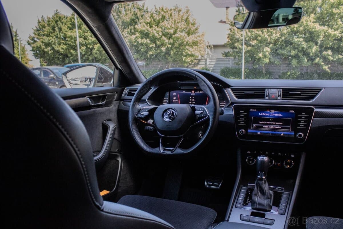2019 Škoda SUPERB - 15
