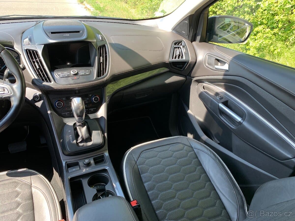 2018 Ford KUGA - 15