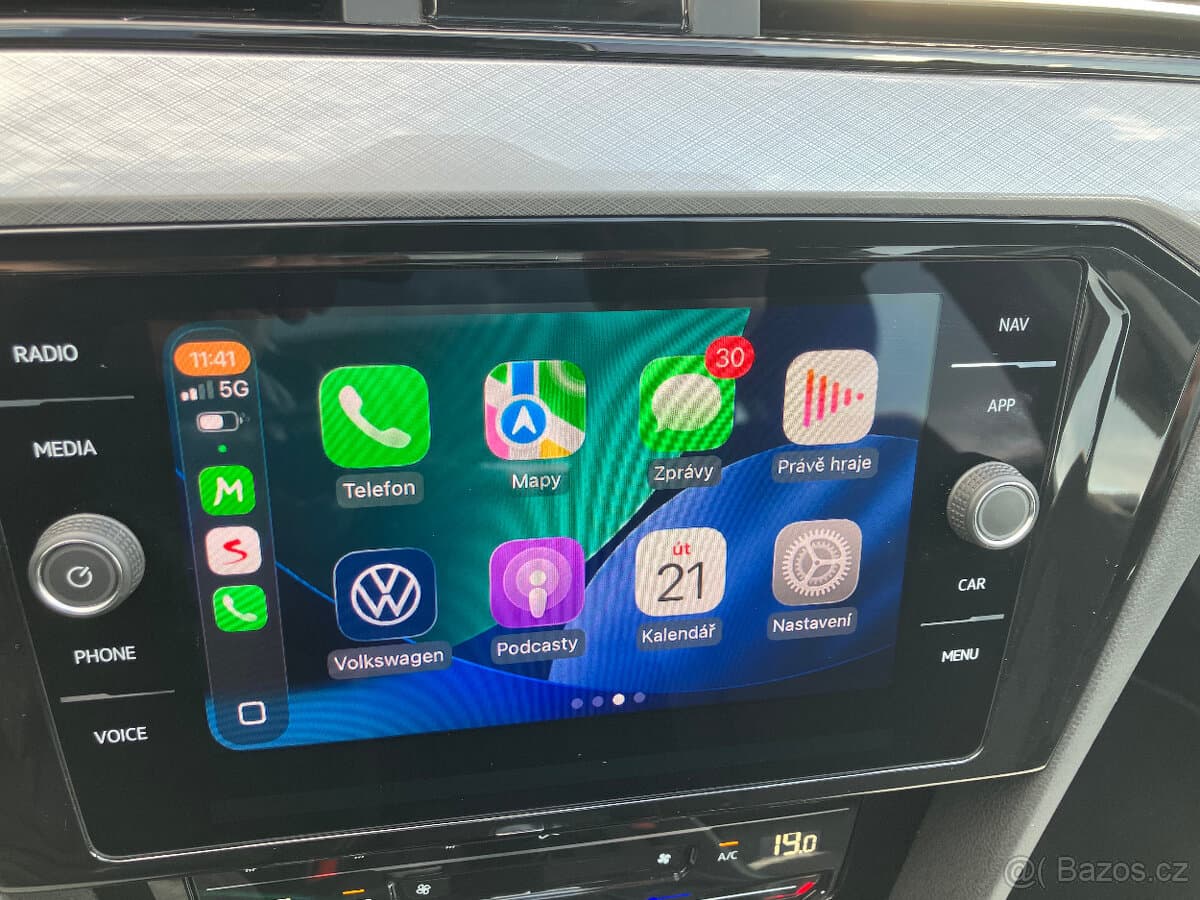 2023 Volkswagen PASSAT - 15