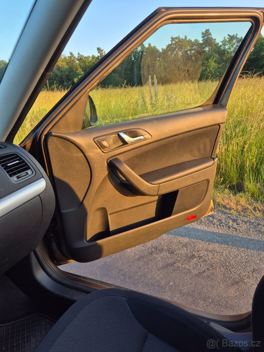 Škoda YETI - 15