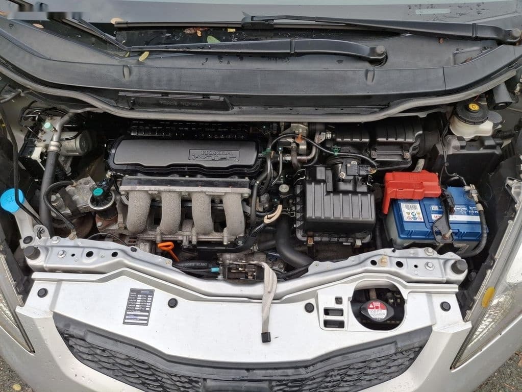 2010 Honda JAZZ - 15