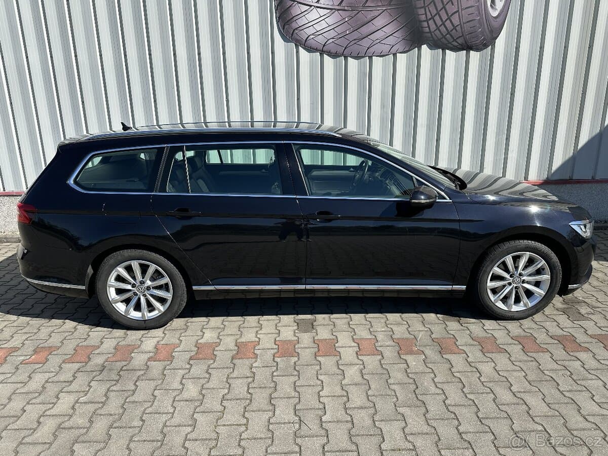 2015 Volkswagen PASSAT - 15