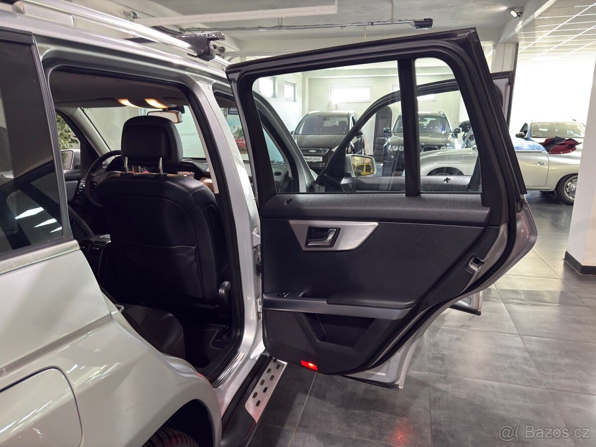 2010 Mercedes-Benz OSTATNÍ - 15