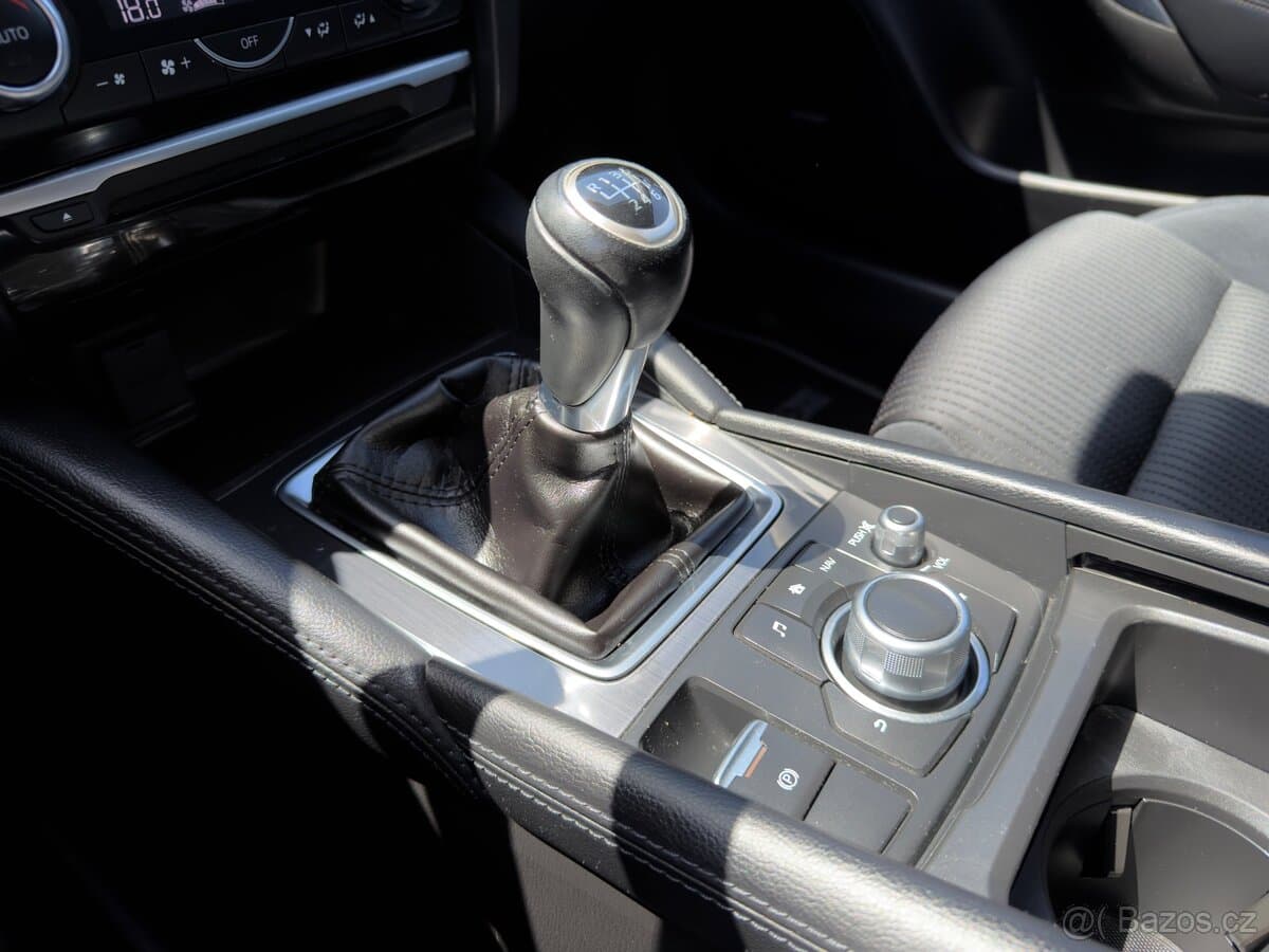 2018 Mazda 6 - 15