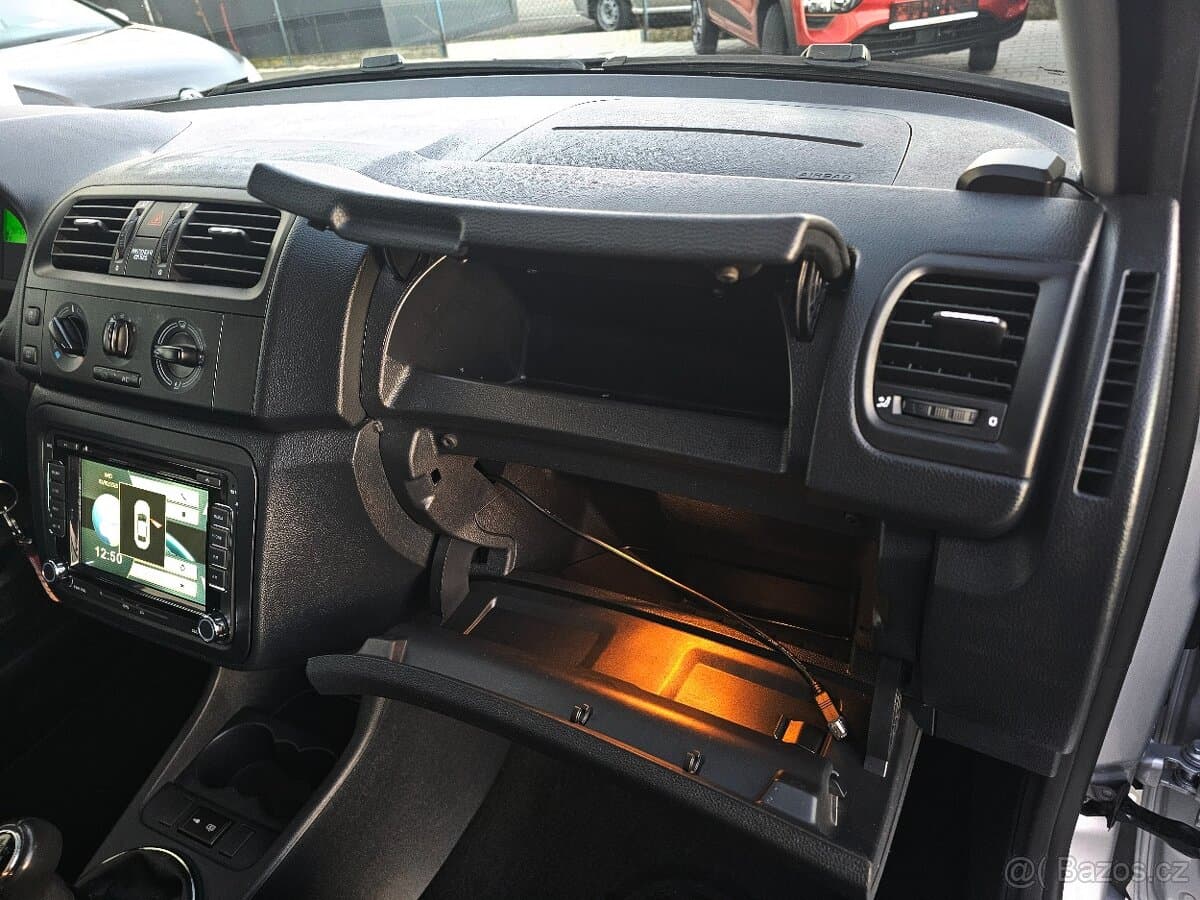 2012 Škoda FABIA - 15