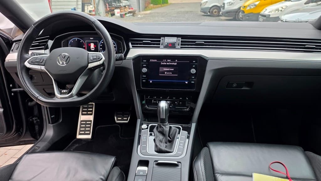 2023 Volkswagen PASSAT - 15