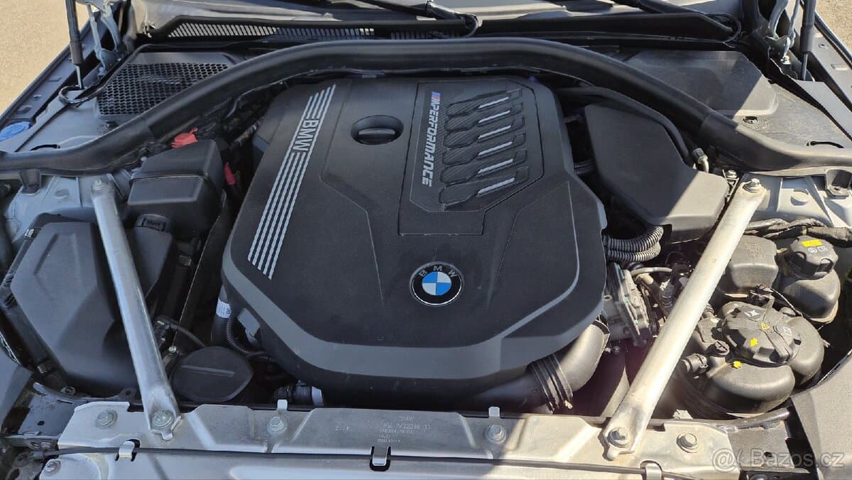 2021 BMW M4 - 15