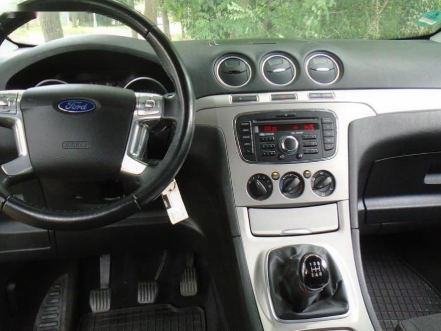 2011 Ford GALAXY - 15
