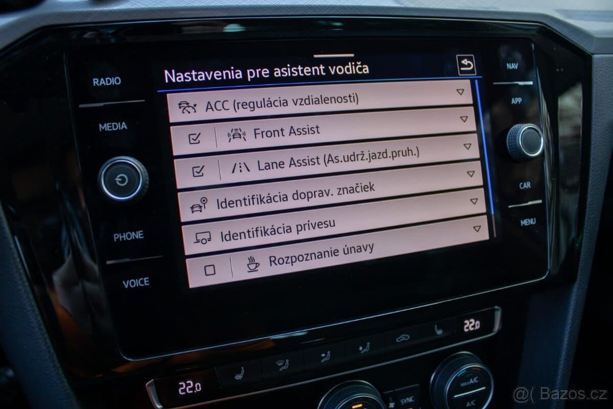2020 Volkswagen PASSAT - 15
