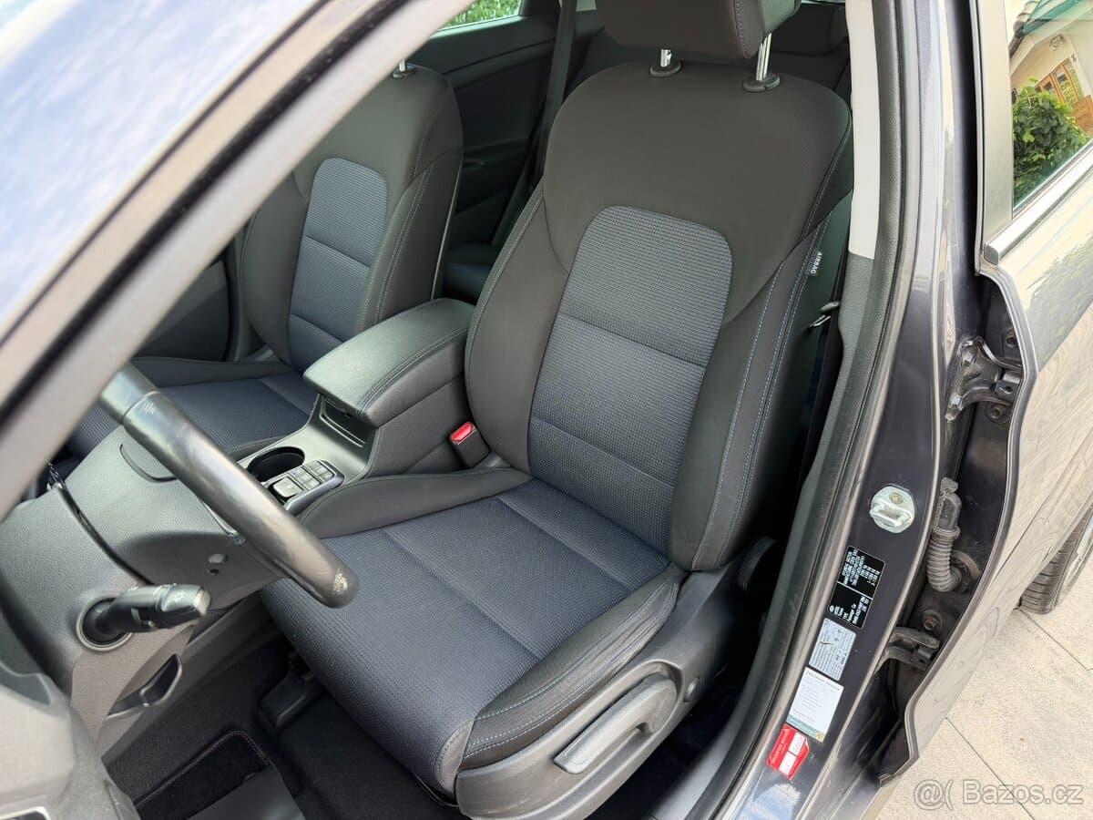 2016 Hyundai TUCSON - 15