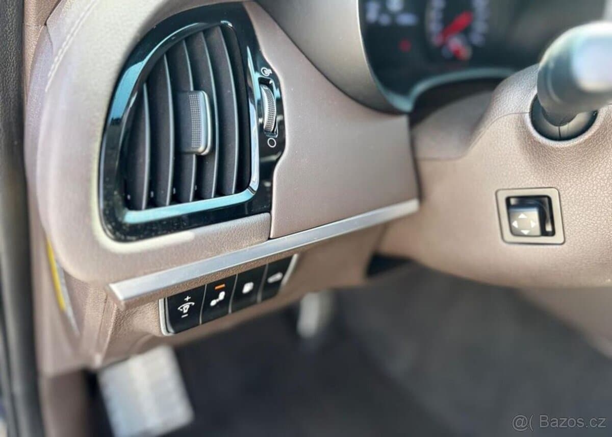 2018 Kia STINGER - 15