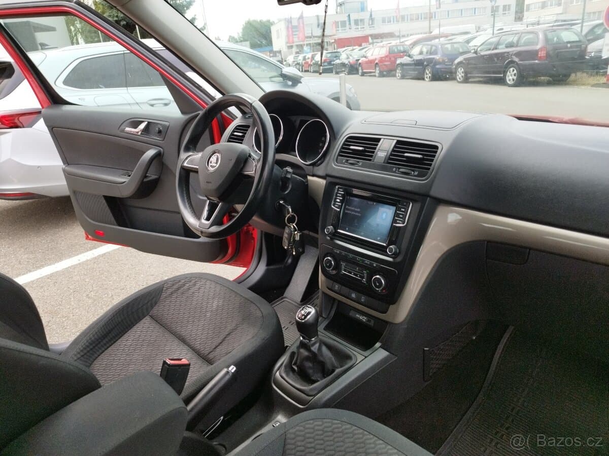 2015 Škoda YETI - 15