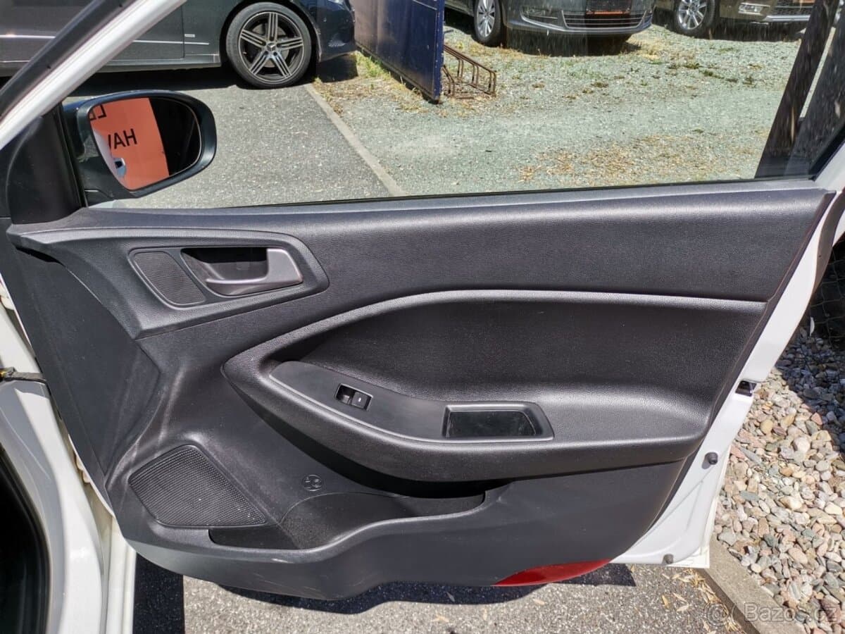 2019 Hyundai i20 - 15