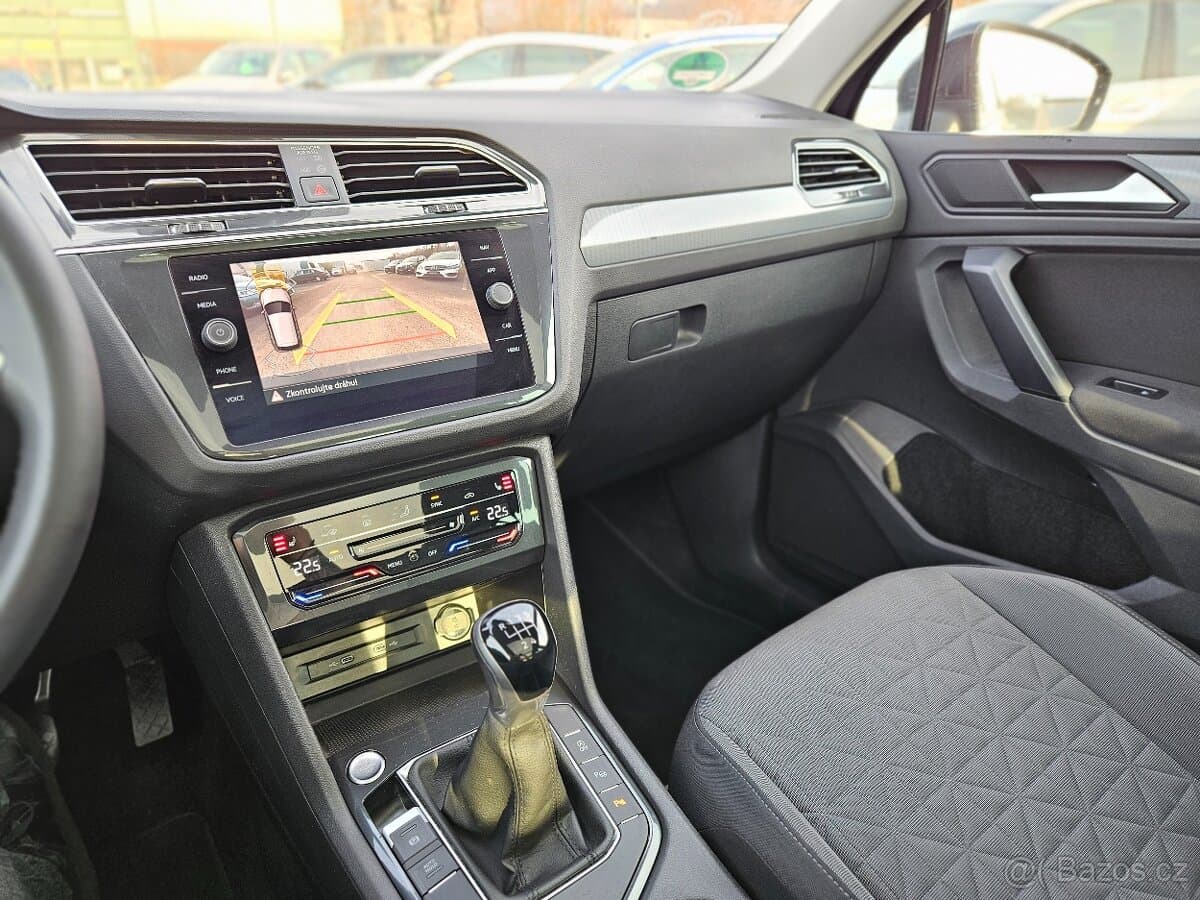 2021 Volkswagen TIGUAN - 15
