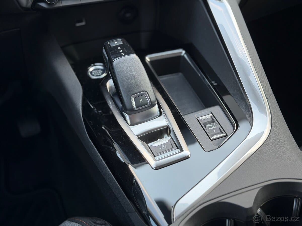 2021 Peugeot 5008 - 15