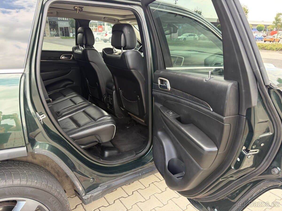 2011 Jeep CHEROKEE - 15