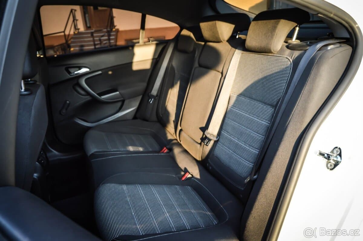 2014 Opel INSIGNIA - 15