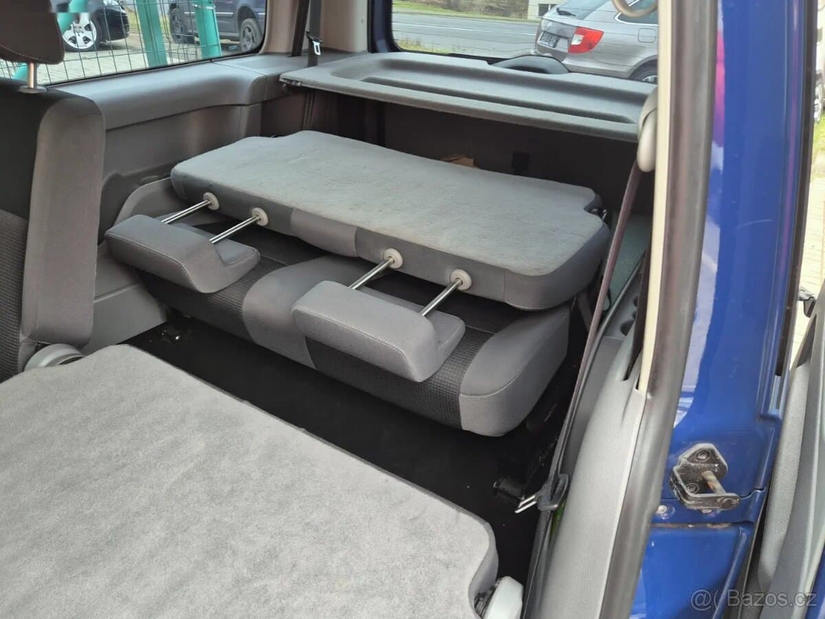 2010 Volkswagen CADDY - 15