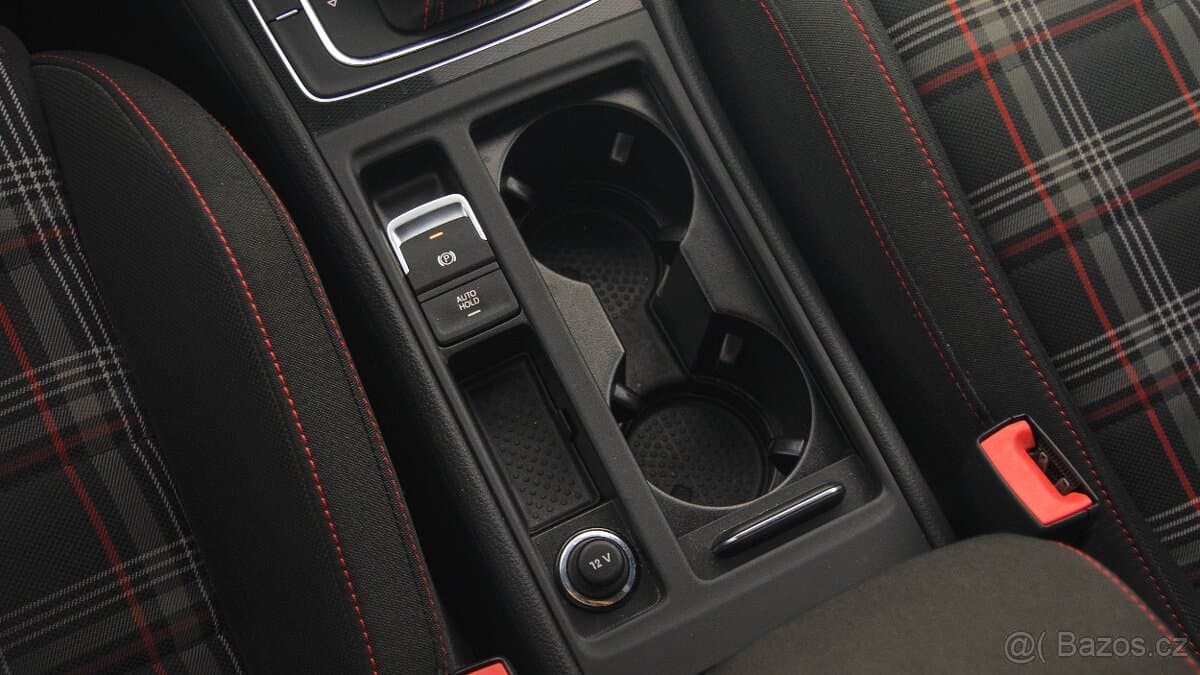 2015 Volkswagen GOLF - 15