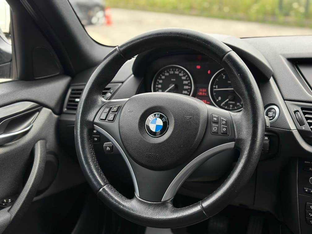 2010 BMW X1 - 15