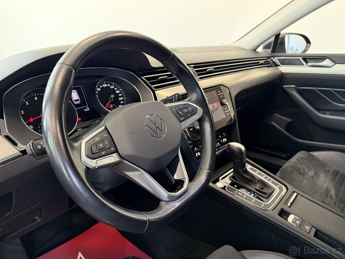 Volkswagen PASSAT - 15