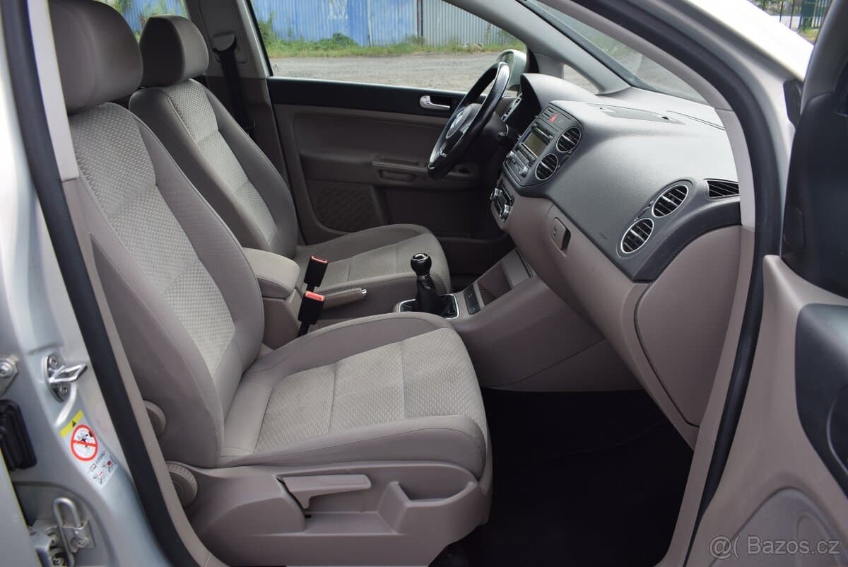 2009 Volkswagen GOLF - 15