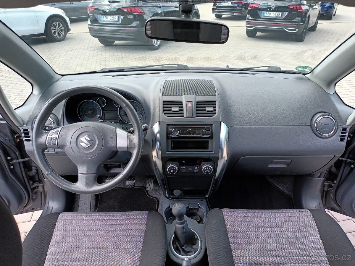 2011 Suzuki SX4 - 15