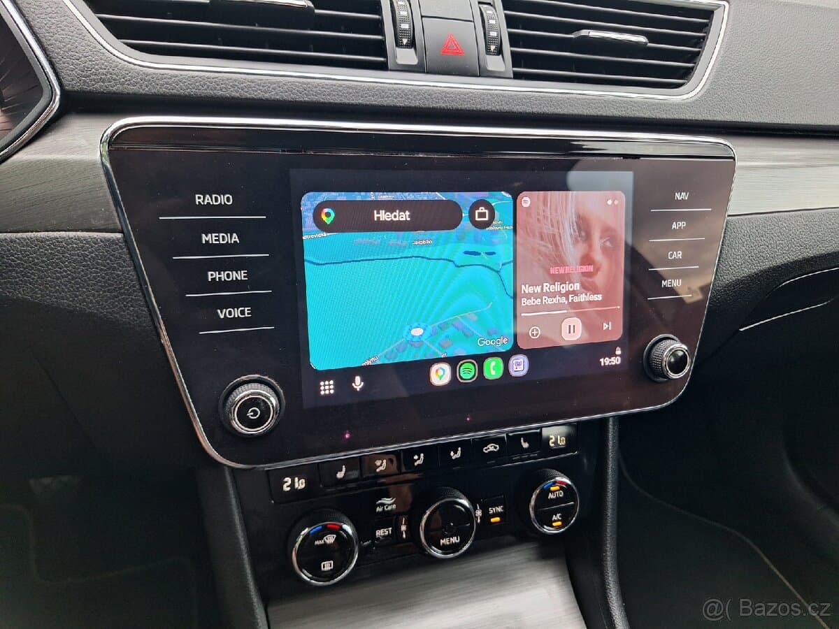 2022 Škoda SUPERB - 15