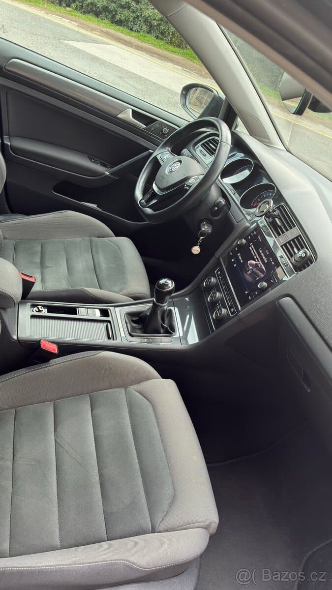 2018 Volkswagen GOLF - 15
