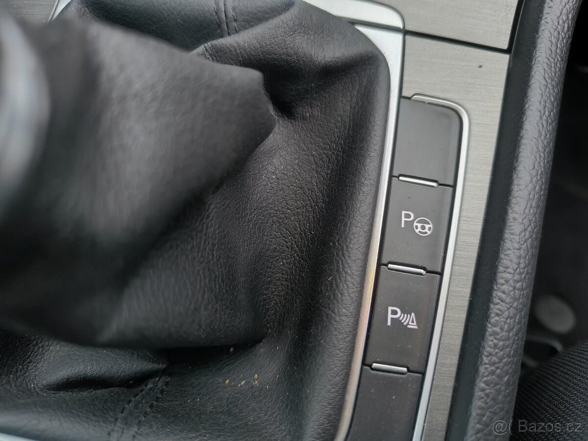 2013 Volkswagen GOLF - 15
