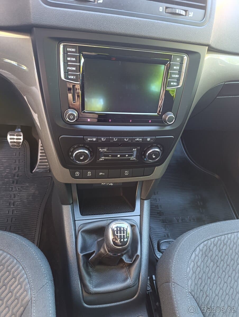 2015 Škoda YETI - 15