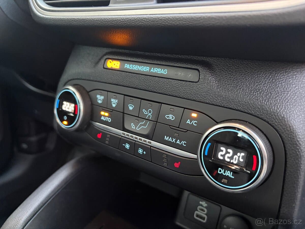 2022 Ford KUGA - 15