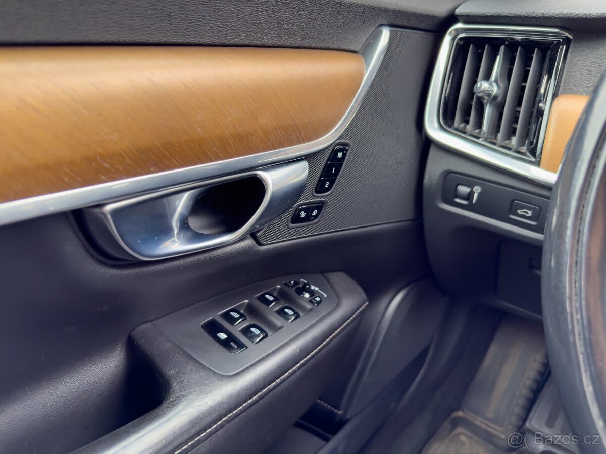2017 Volvo S90 - 15