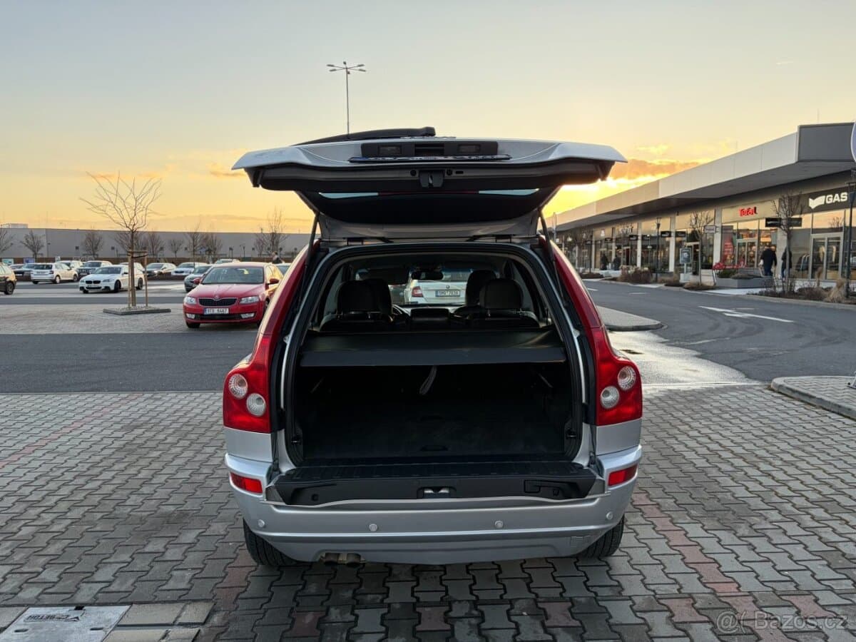 2004 Volvo XC90 - 15