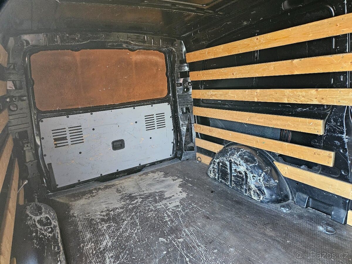 2011 Mercedes-Benz VITO - 15