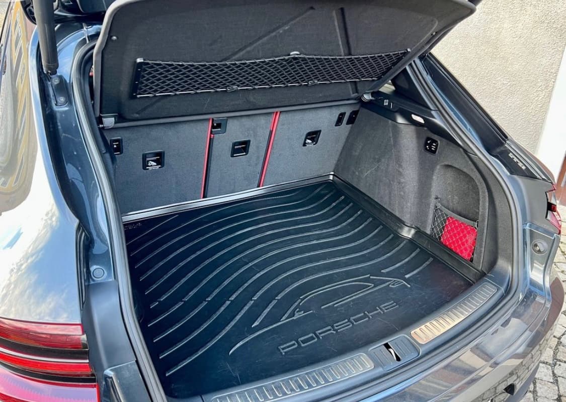 2 Porsche MACAN - 15