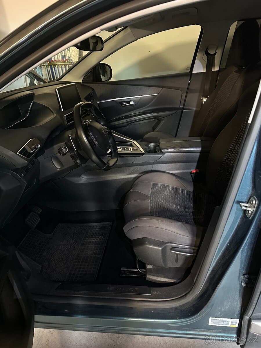 2018 Peugeot 5008 - 15