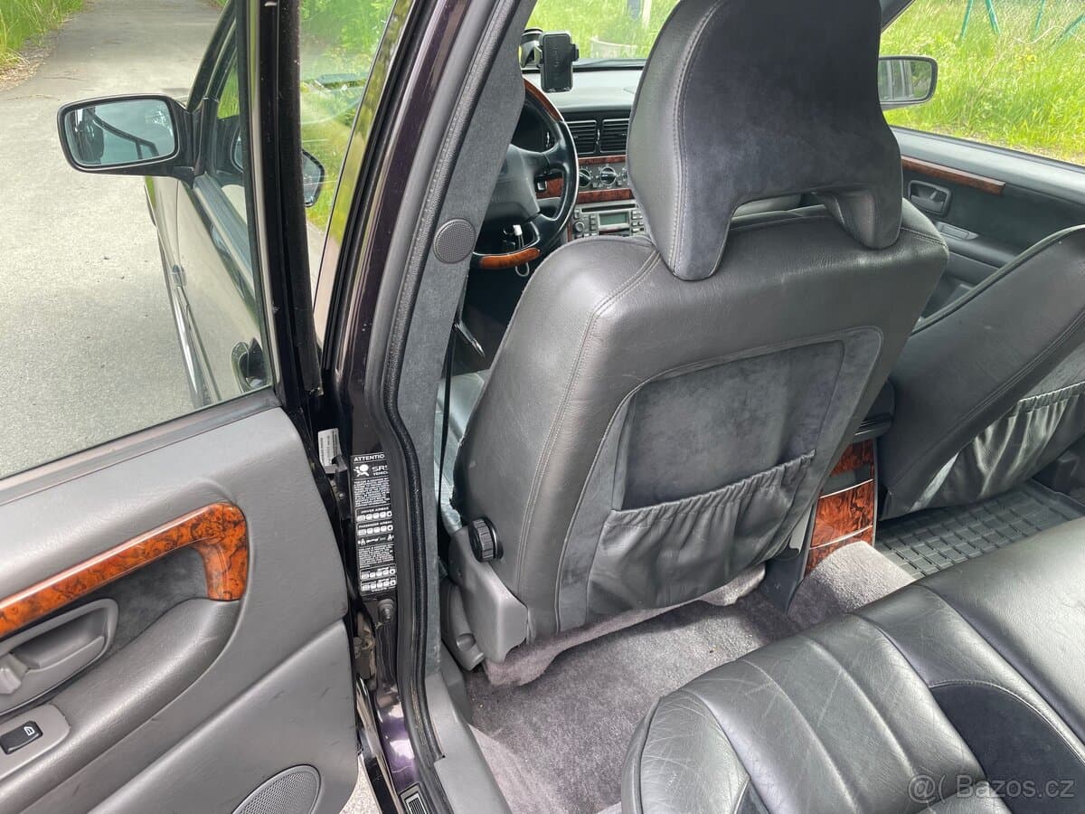 1997 Volvo V90 - 15