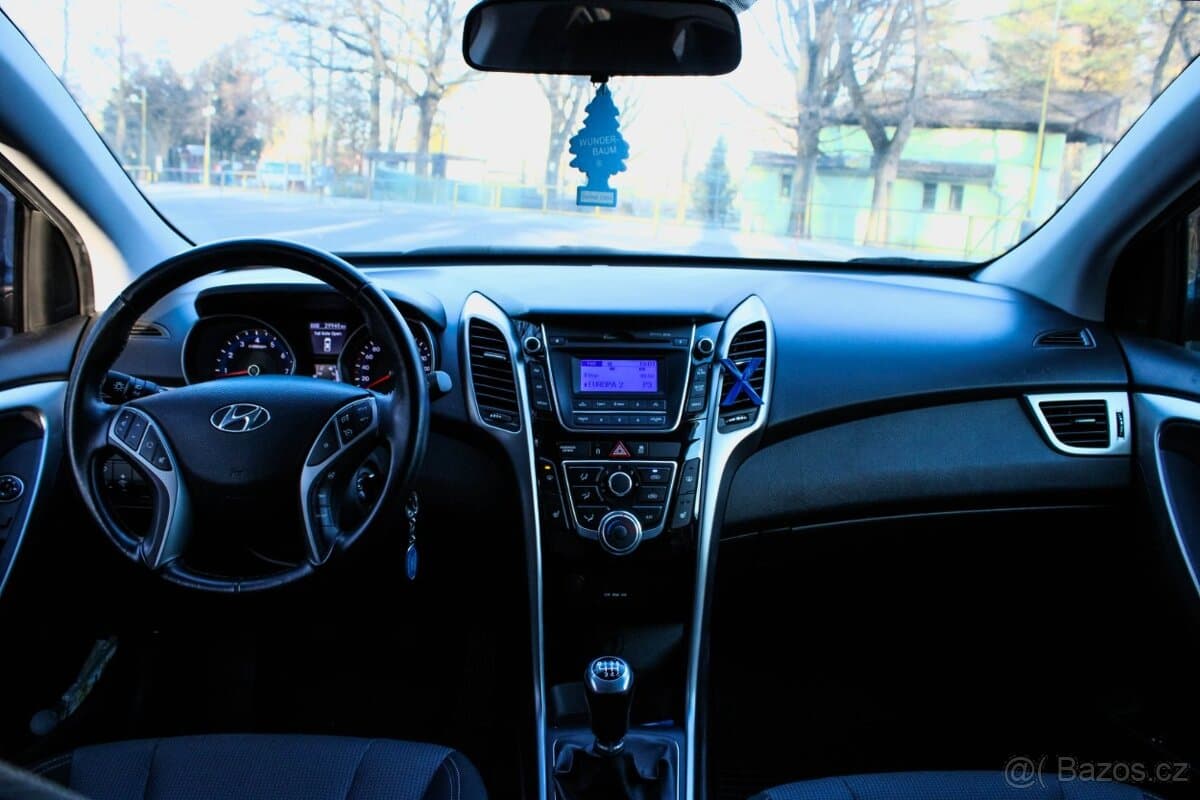 2013 Hyundai i30 - 15