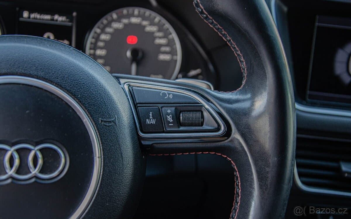 2013 Audi SQ5 - 15