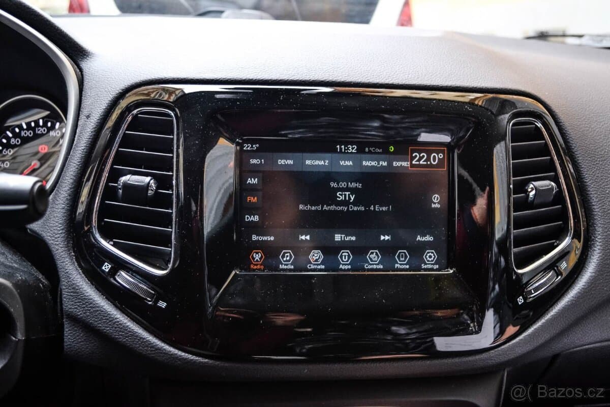 2019 Jeep COMPASS - 15