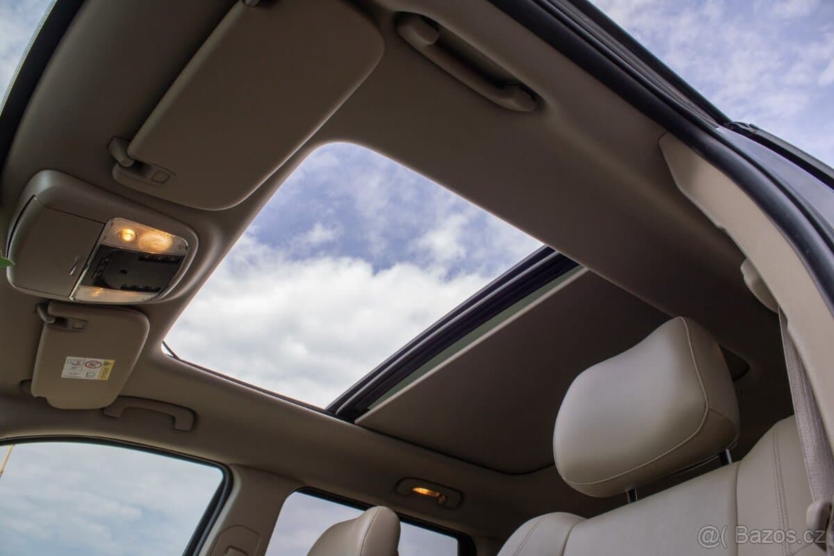 2015 Jeep CHEROKEE - 15